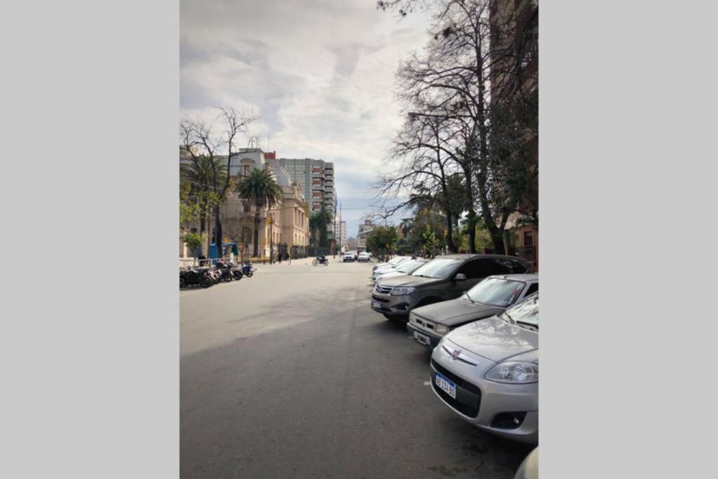 Departamento Centrico A Metros De Plaza Belgrano Apartment San Salvador de Jujuy Bagian luar foto